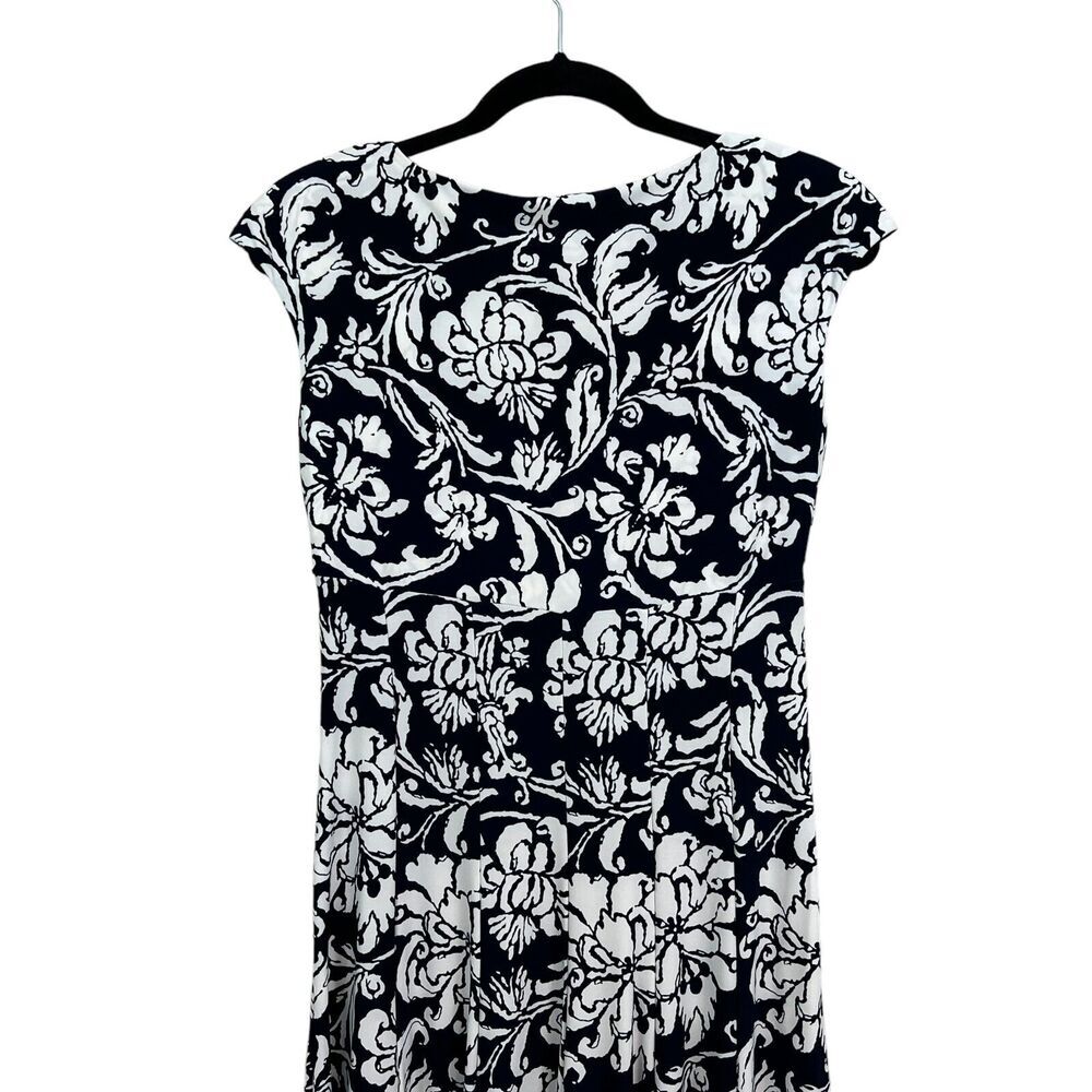 Lauren Ralph Lauren Women Dress Floral Fit & Flare Ruched VNeck Cap Sleeves Sz 4 - Picture 5 of 5